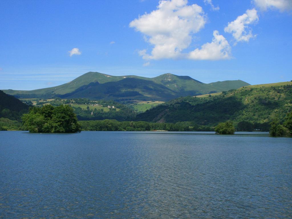Willa Les Chenets Chambon-sur-Lac Zewnętrze zdjęcie